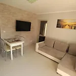 Diament Apartment *